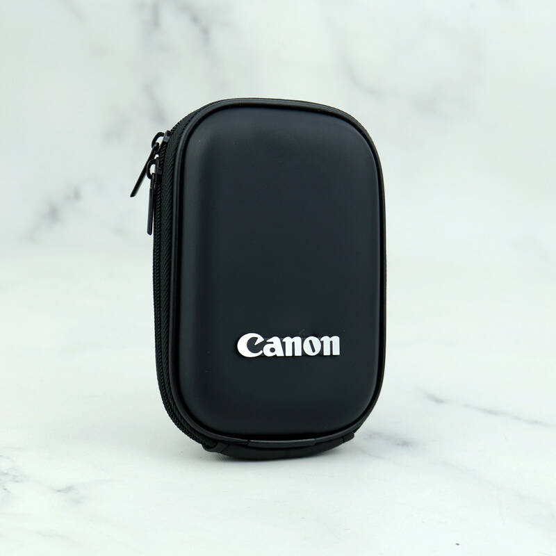 خرید کیف چرمی Canon مشکی متوسط