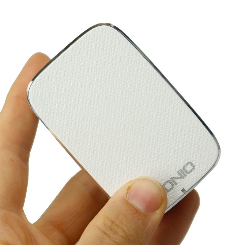 شارژر دیواری ldnio a2204 2port 2.4a 12w + کابل میکرو یو اس بی شارژر دیواری ldnio a2204 2port 2.4a 12w + کابل میکرو یو اس بی